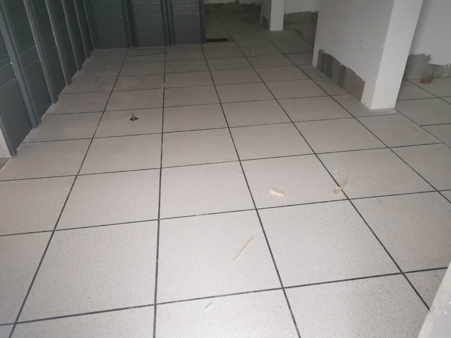 機房PVC防靜電地板 (5).jpg